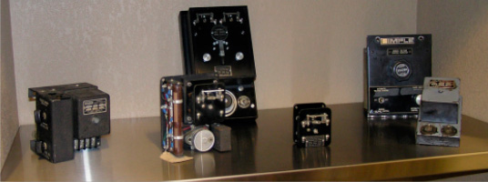 Simplex expanded its product line to include packaged generator control units in the late 1950s, which ultimately evolved into the broad line of generator control panels and switchgear Simplex is known for today.
